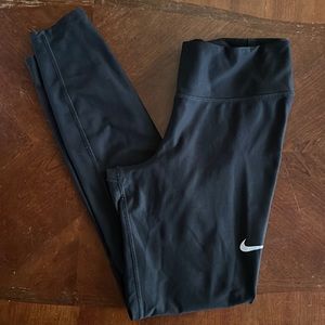Black Nike women’s leggings size medium